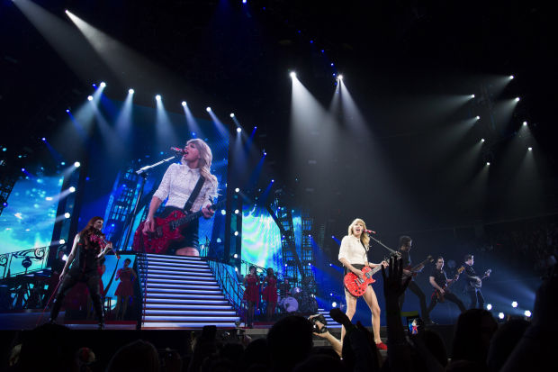 Taylor Swift in concert on 'Red Tour'